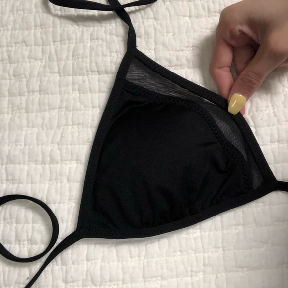 black string bikini with mesh detail - Picture 3 of 3